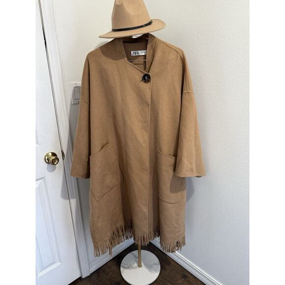 ZARA CAMEL WOOL RUNWAY MUST HAVE STYLE CAPE FRINGE BLOGGER COAT $279 Sz M - Picture 4 of 10
